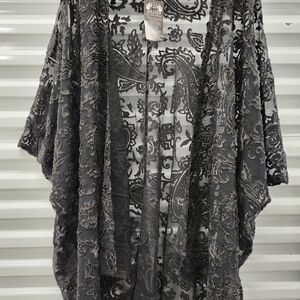 DOLLZ & DAMES burnout velvet  duster; black; one size